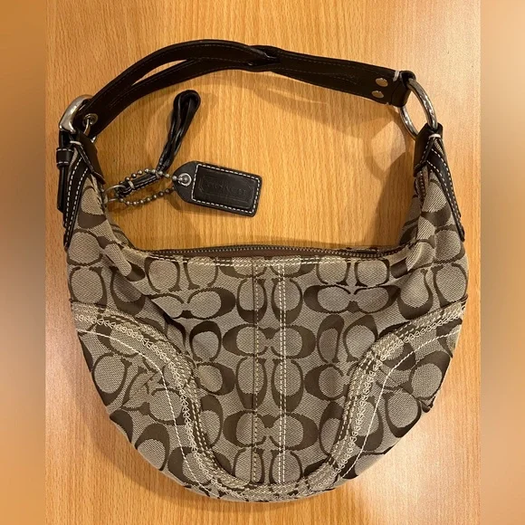 バッグ Coach Signature Ergo Hobo Bag Half moon Coach | Bags | Coach Signature Half Moon Logo Shoulder Bag